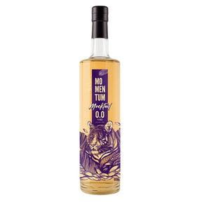 Botella de MOMENTUM Mocktail 0% Alcohol sabor flor de saúco, bebida sin alcohol con diseño elegante y etiqueta blanca, inspirada en la frescura y aroma natural de la flor de saúco.